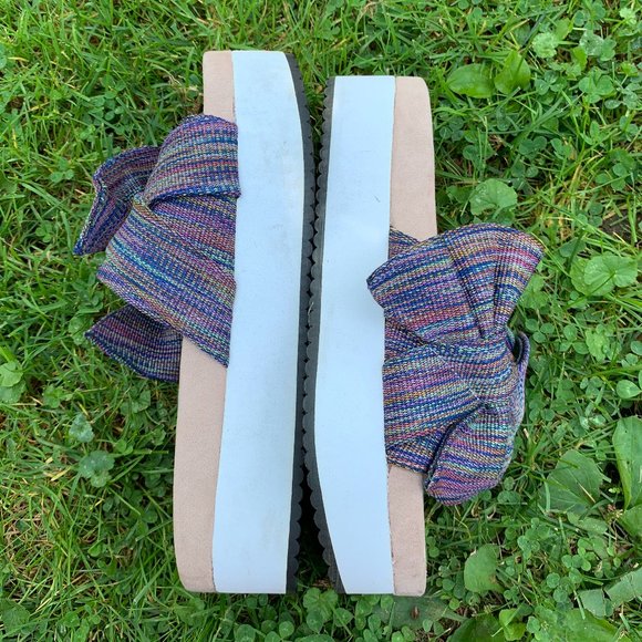 "Design Lab" big bow platform slides, 8 - Picture 5 of 13